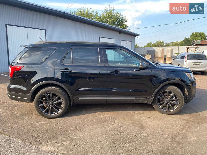 Внедорожник / Кроссовер Ford Explorer 2018 в Тернополе