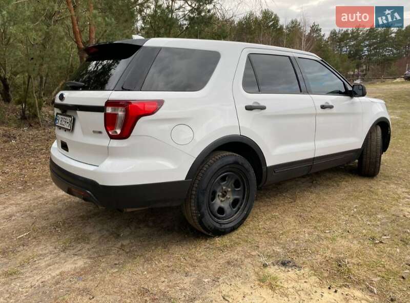 Внедорожник / Кроссовер Ford Explorer 2016 в Вараше