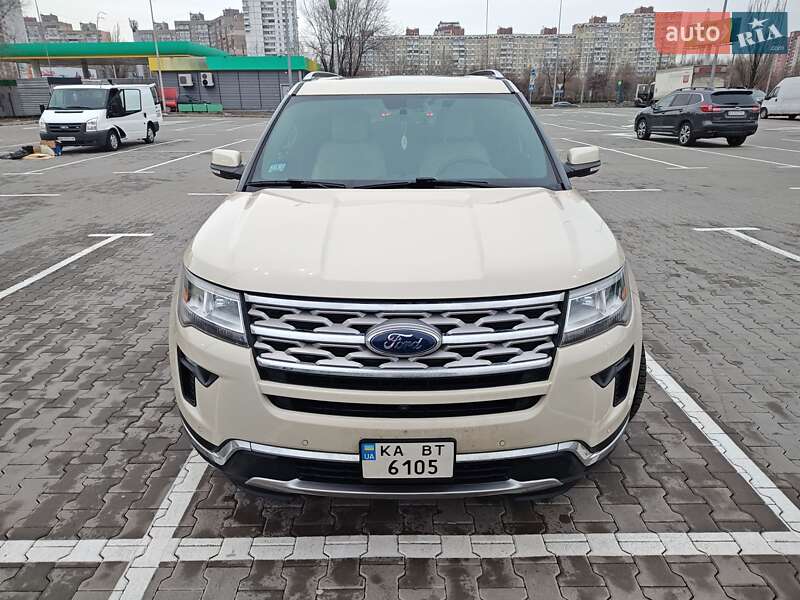 Позашляховик / Кросовер Ford Explorer 2018 в Києві