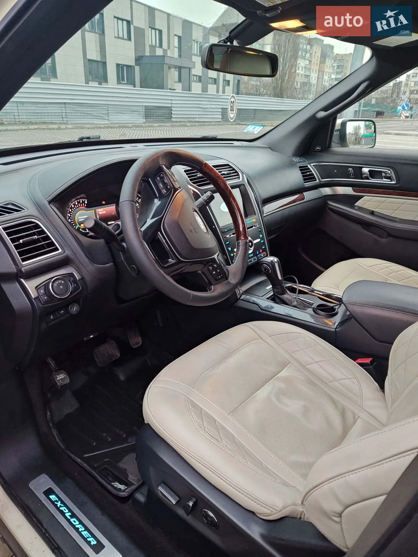 2018 Ford Explorer - мініатюра 9