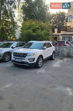 Внедорожник / Кроссовер Ford Explorer 2017 в Тернополе