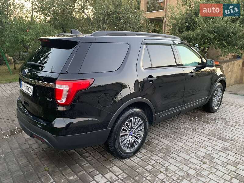 Позашляховик / Кросовер Ford Explorer 2017 в Охтирці