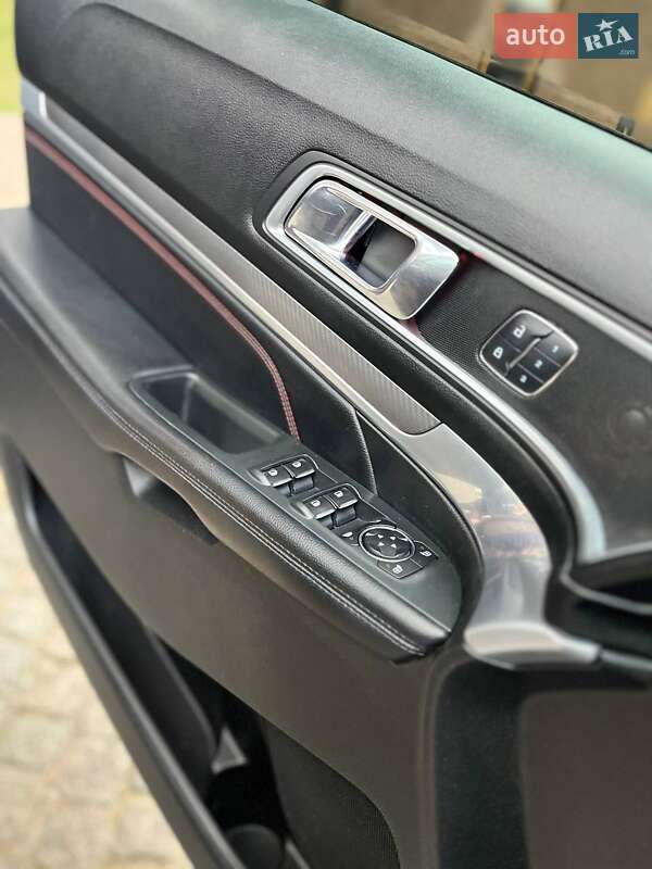 Внедорожник / Кроссовер Ford Explorer 2016 в Павлограде фото 45 Внедорожник / Кроссовер Ford Explorer 2016 в Павлограде