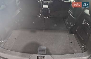 Позашляховик / Кросовер Ford Explorer 2019 в 