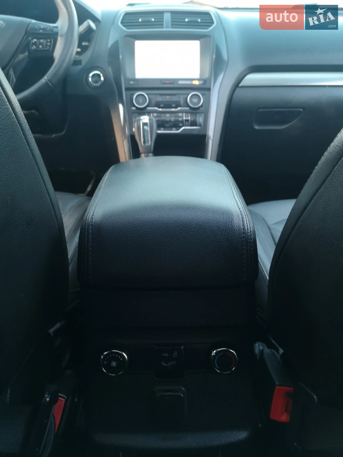 2018 Ford Explorer - мініатюра 9