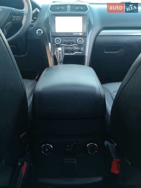 Внедорожник / Кроссовер Ford Explorer 2018 в Лубнах