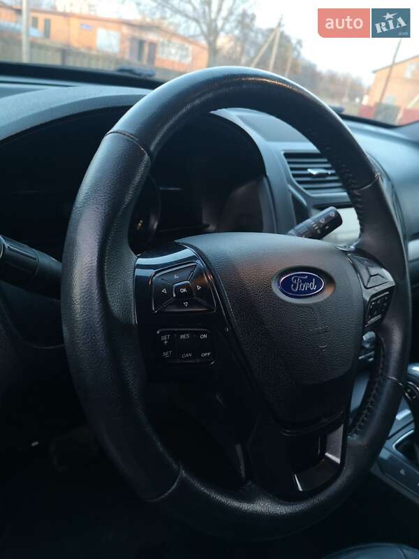 Внедорожник / Кроссовер Ford Explorer 2018 в Лубнах