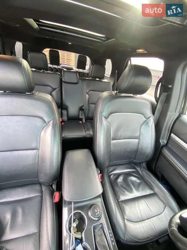 Позашляховик / Кросовер Ford Explorer 2016 в Києві