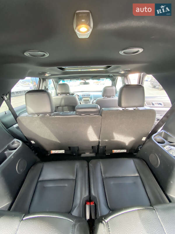 Позашляховик / Кросовер Ford Explorer 2016 в Києві