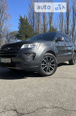 Позашляховик / Кросовер Ford Explorer 2018 в Києві