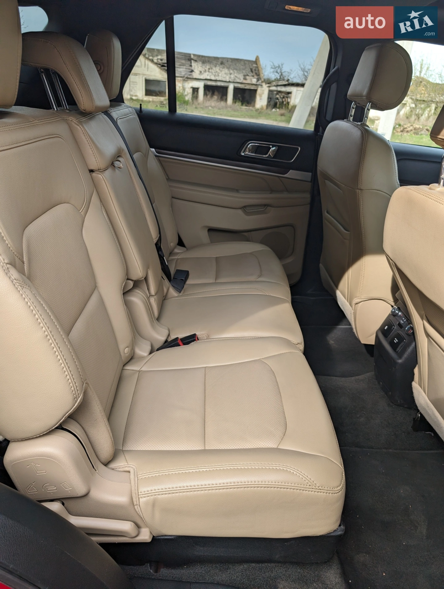 2017 Ford Explorer - мініатюра 15