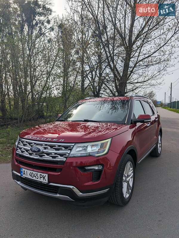 Внедорожник / Кроссовер Ford Explorer 2017 в Обухове Внедорожник / Кроссовер Ford Explorer 2017 в Обухове