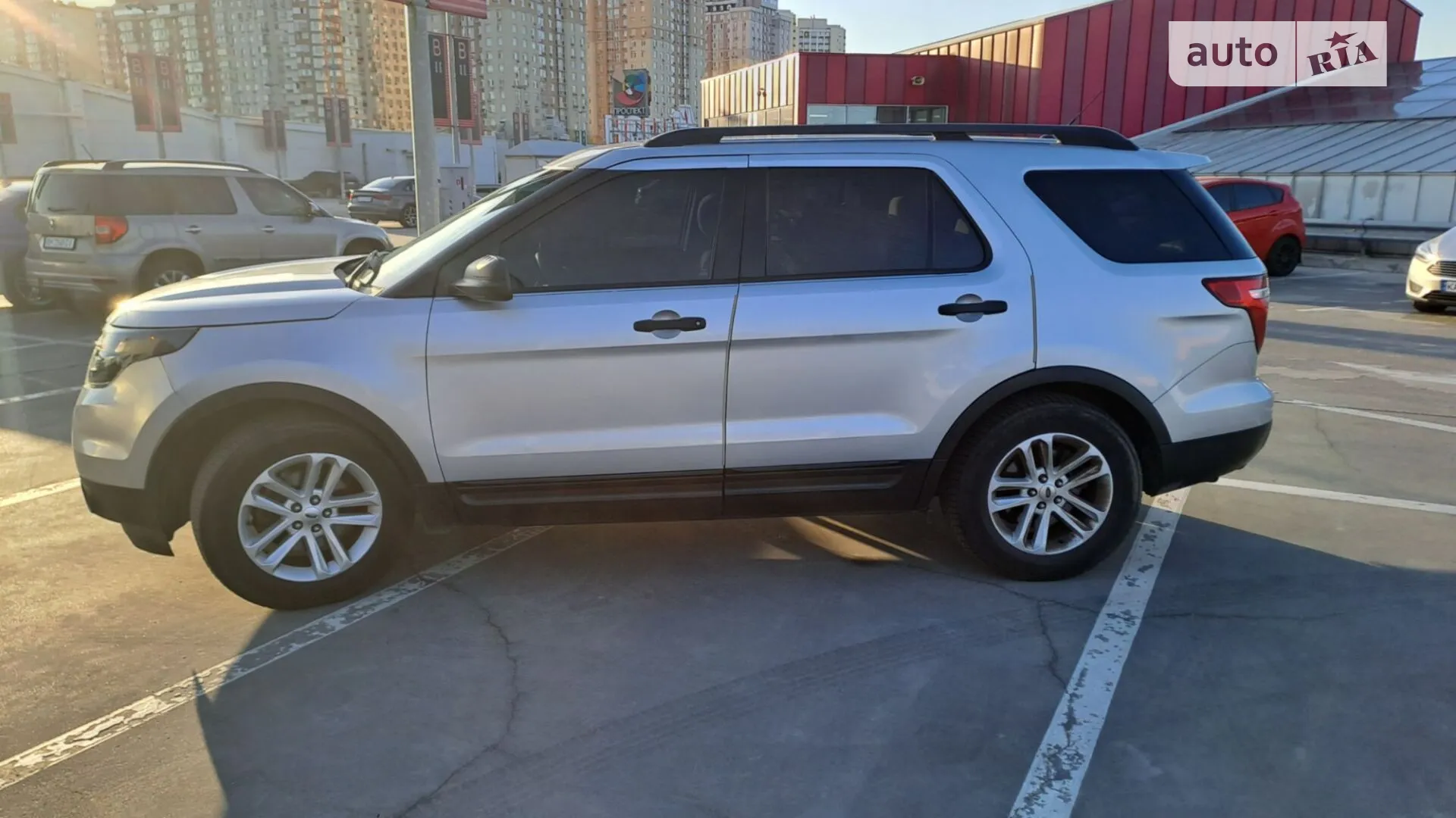 2014 Ford Explorer - мініатюра 5