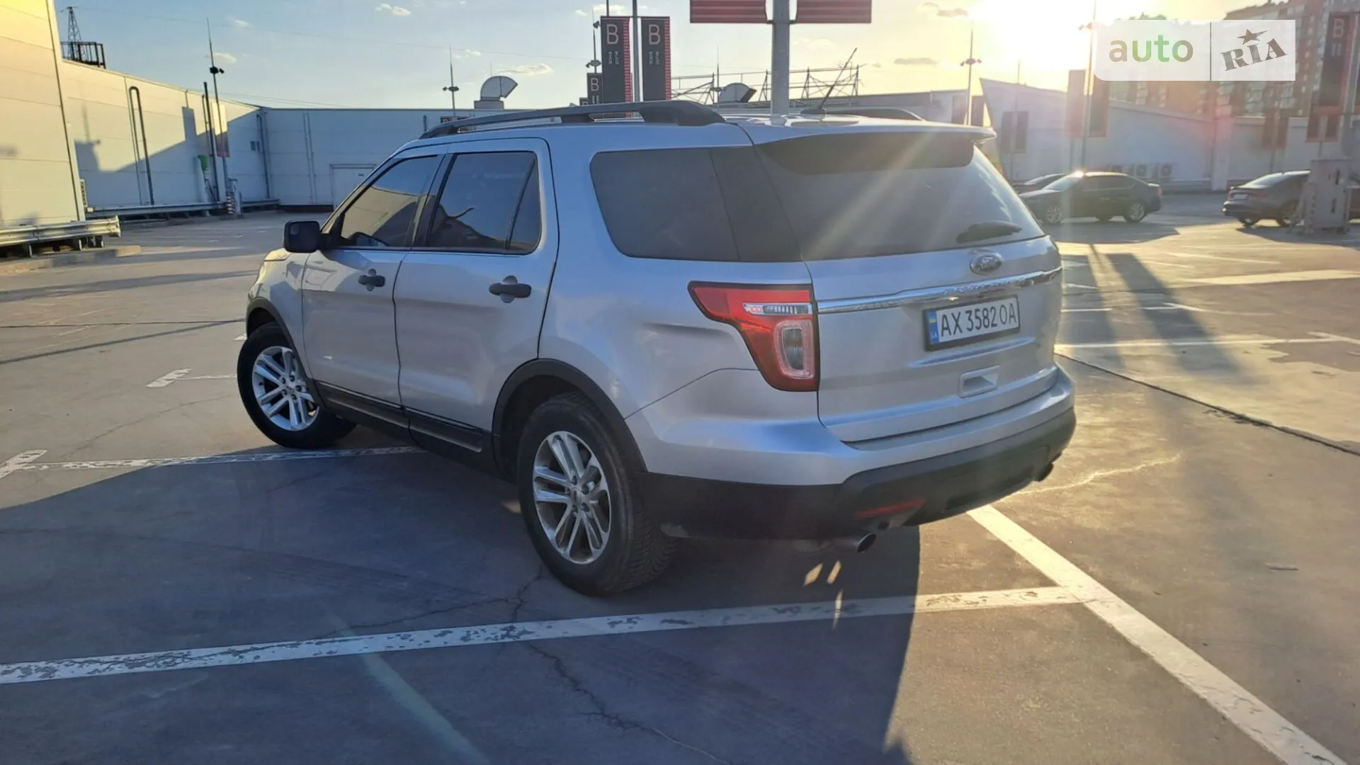 2014 Ford Explorer - мініатюра 8