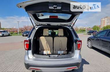 Внедорожник / Кроссовер Ford Explorer 2015 в 