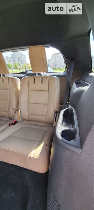 Позашляховик / Кросовер Ford Explorer 2015 в Львові