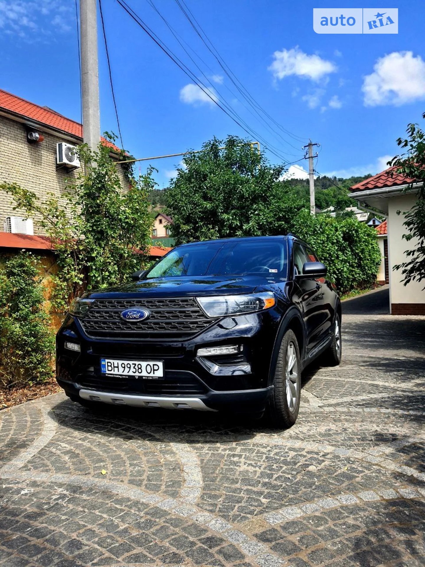 2020 Ford Explorer - фото 1