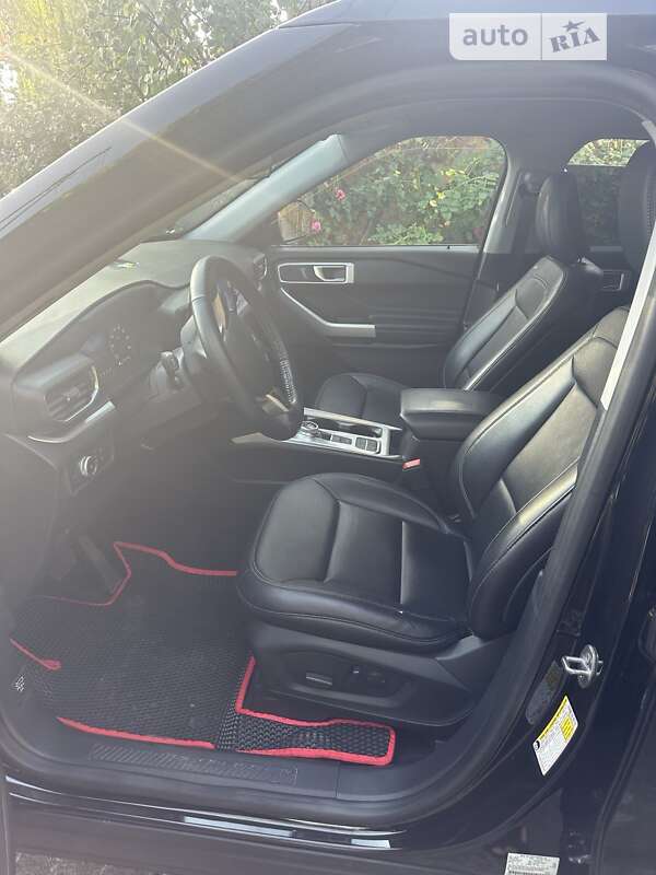 Позашляховик / Кросовер Ford Explorer 2020 в Могилів-Подільському