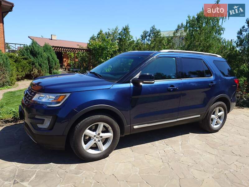 Позашляховик / Кросовер Ford Explorer 2017 в Дніпрі