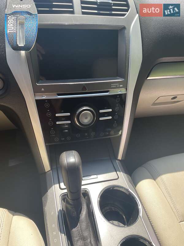 Внедорожник / Кроссовер Ford Explorer 2013 в Львове