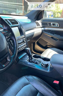 Внедорожник / Кроссовер Ford Explorer 2015 в Киеве
