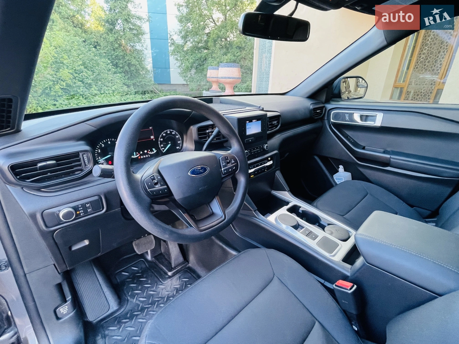 2020 Ford Explorer - мініатюра 18