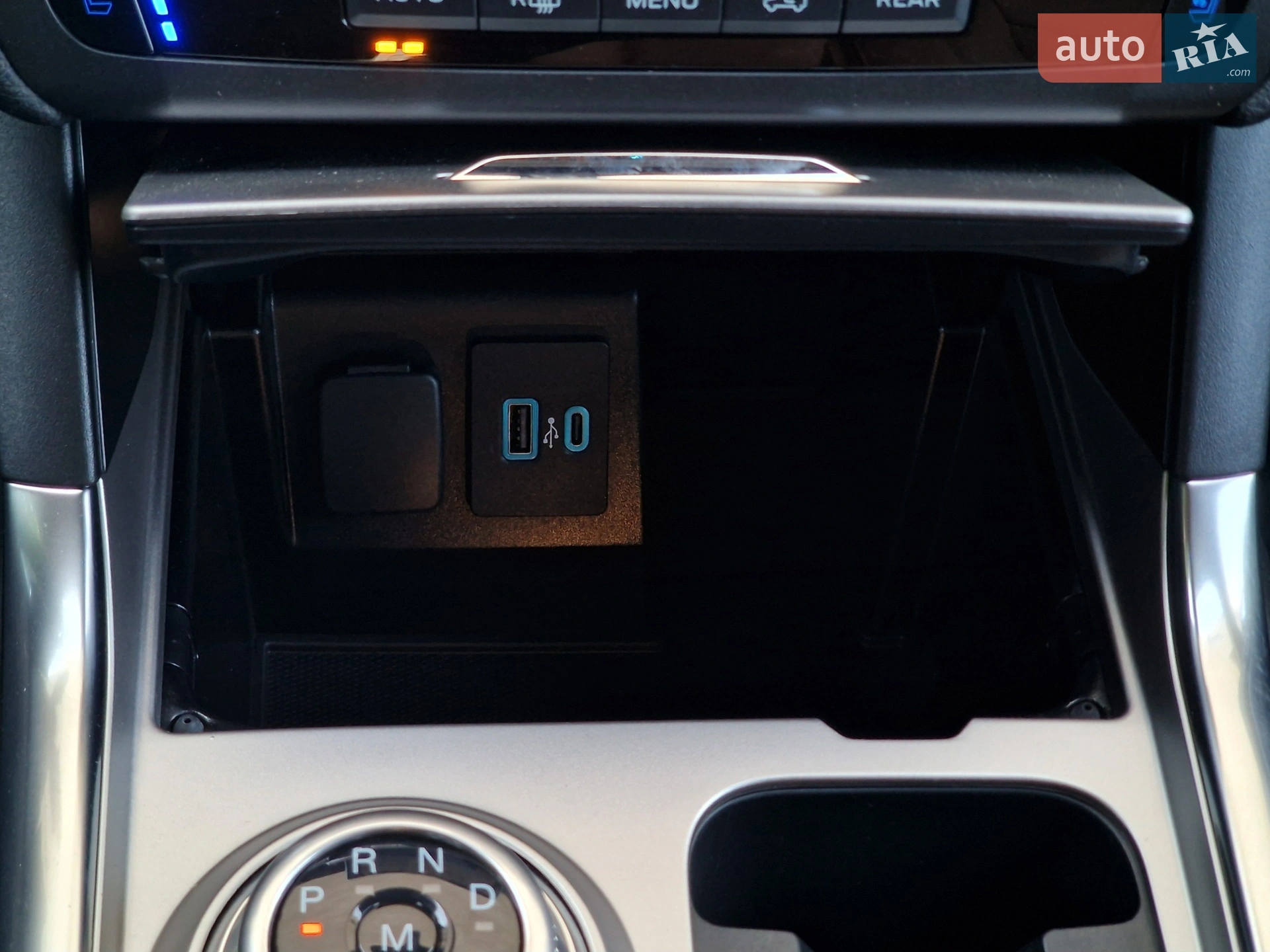 2019 Ford Explorer - мініатюра 67