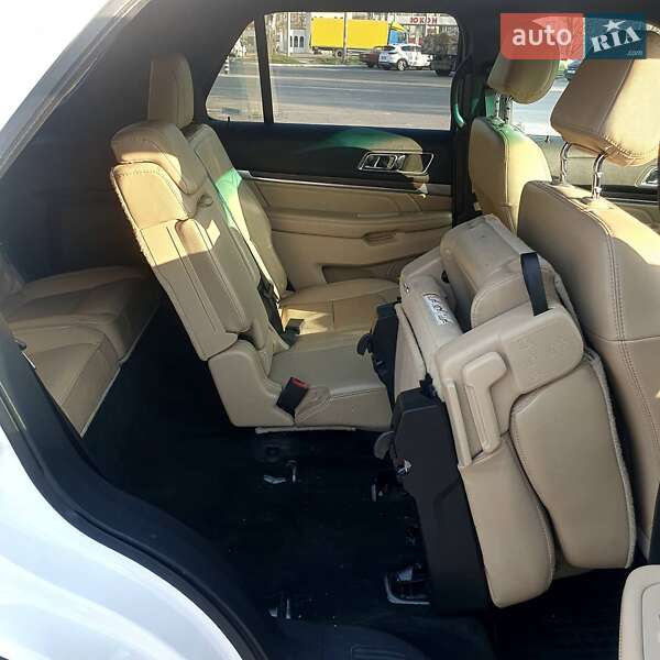 Внедорожник / Кроссовер Ford Explorer 2017 в Днепре
