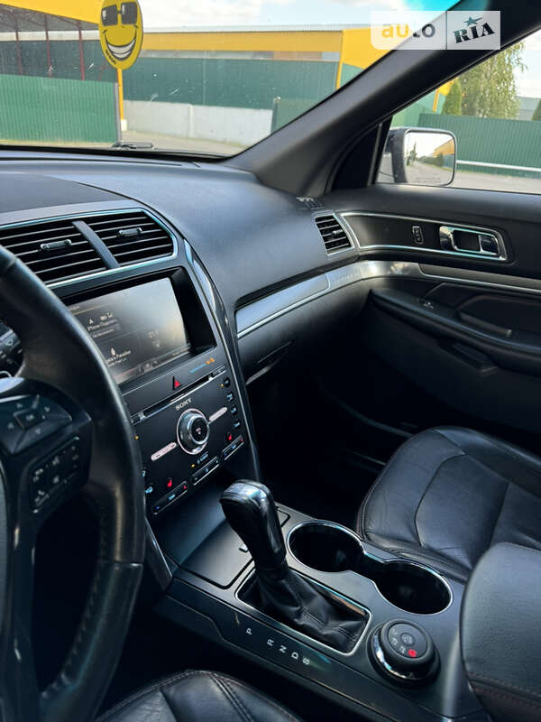 Внедорожник / Кроссовер Ford Explorer 2015 в Киеве