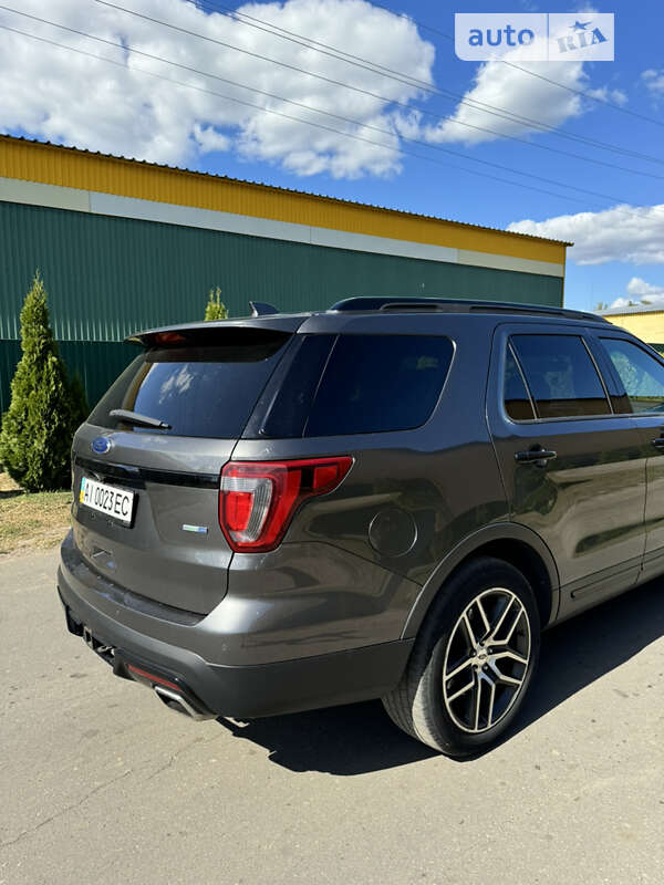 Внедорожник / Кроссовер Ford Explorer 2015 в Киеве