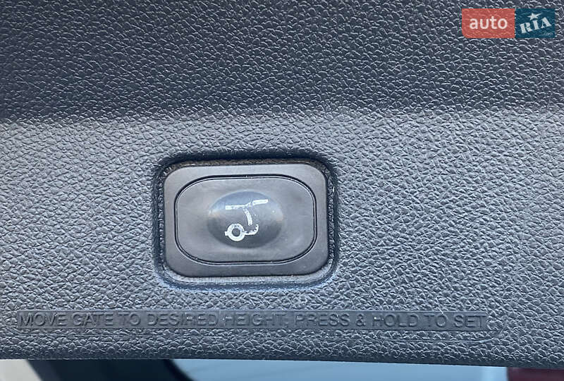 Внедорожник / Кроссовер Ford Explorer 2018 в Киеве