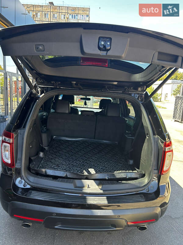 Внедорожник / Кроссовер Ford Explorer 2012 в Кривом Роге