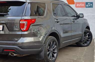 Позашляховик / Кросовер Ford Explorer 2018 в Одесі