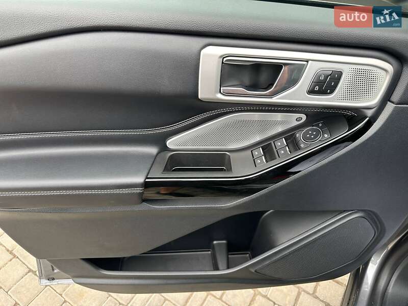 Позашляховик / Кросовер Ford Explorer 2021 в Одесі
