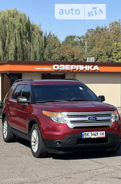 Позашляховик / Кросовер Ford Explorer 2014 в Рівному