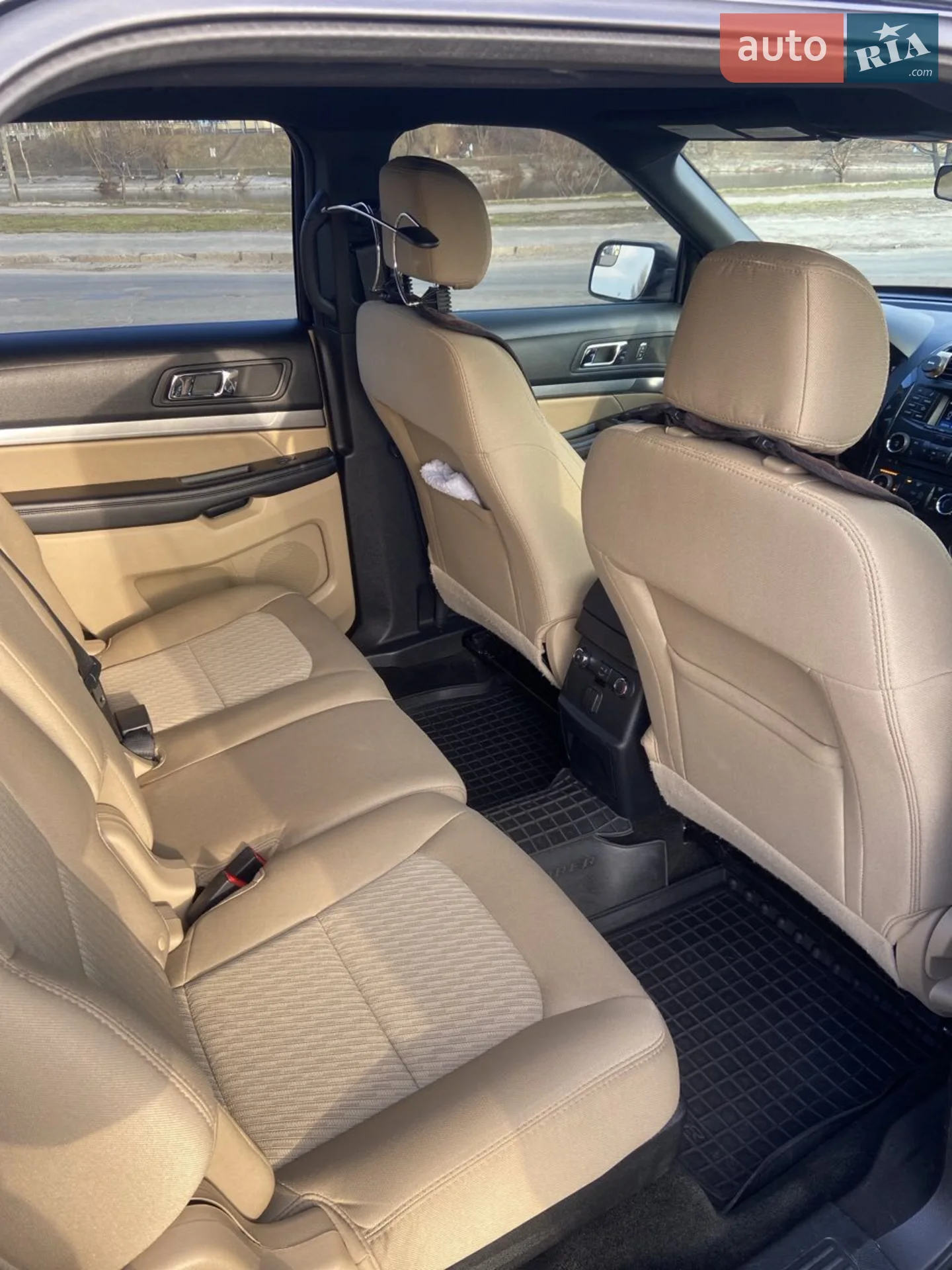 2017 Ford Explorer - мініатюра 10