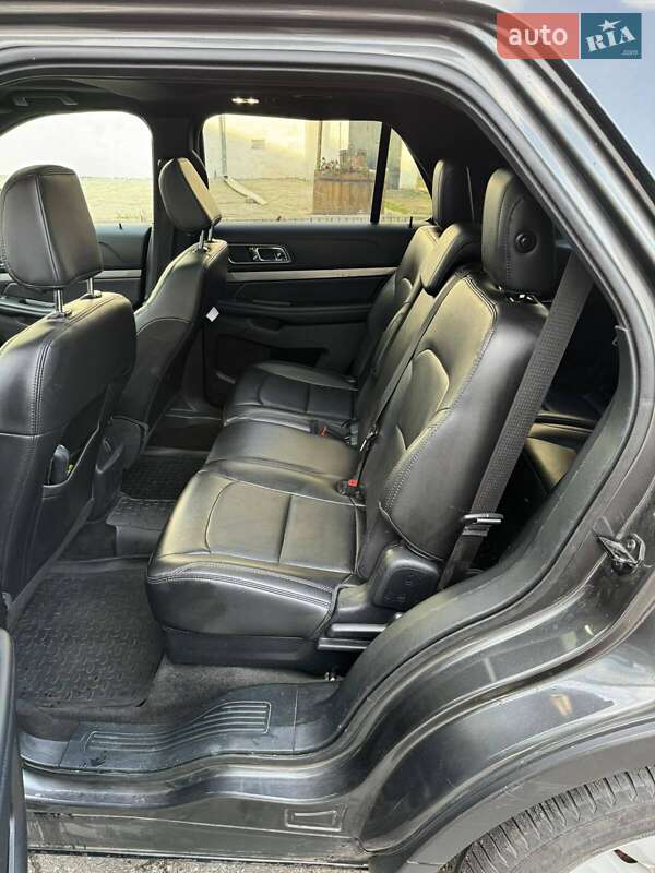 Внедорожник / Кроссовер Ford Explorer 2018 в Чернигове