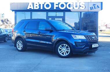 Позашляховик / Кросовер Ford Explorer 2016 в Києві