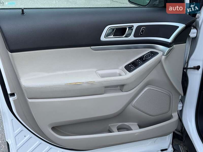 Внедорожник / Кроссовер Ford Explorer 2012 в Киеве