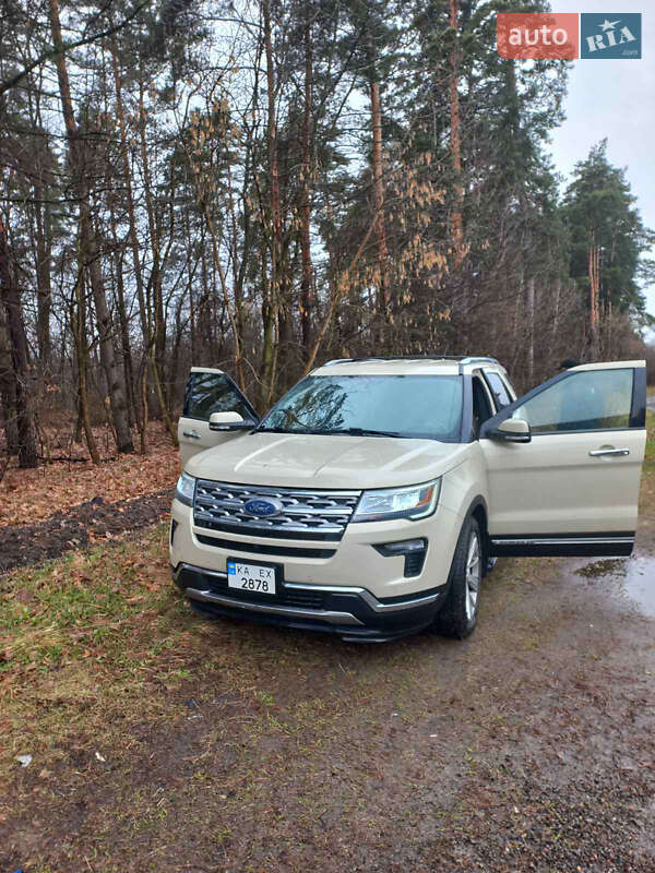 Внедорожник / Кроссовер Ford Explorer 2018 в Киеве
