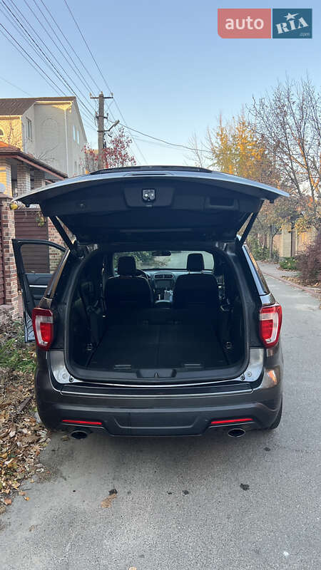 Внедорожник / Кроссовер Ford Explorer 2017 в Киеве