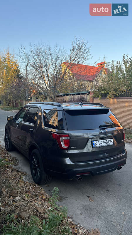 Внедорожник / Кроссовер Ford Explorer 2017 в Киеве