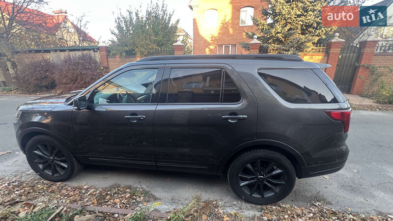 Внедорожник / Кроссовер Ford Explorer 2017 в Киеве