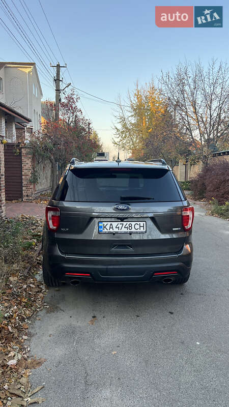 Внедорожник / Кроссовер Ford Explorer 2017 в Киеве
