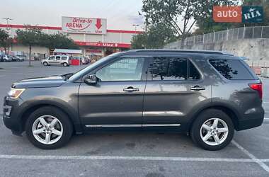 Позашляховик / Кросовер Ford Explorer 2017 в 