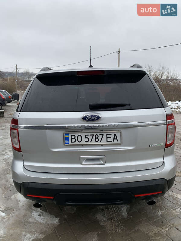 Внедорожник / Кроссовер Ford Explorer 2013 в Тернополе