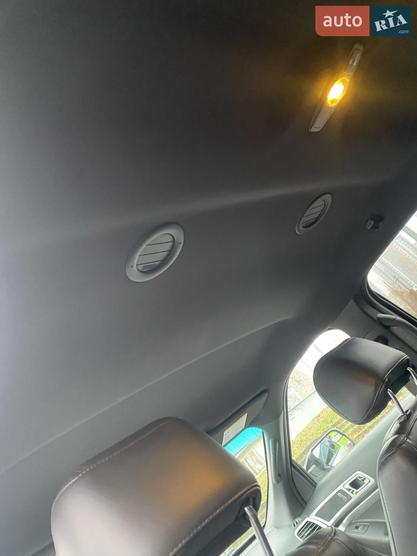 2015 Ford Explorer - мініатюра 15