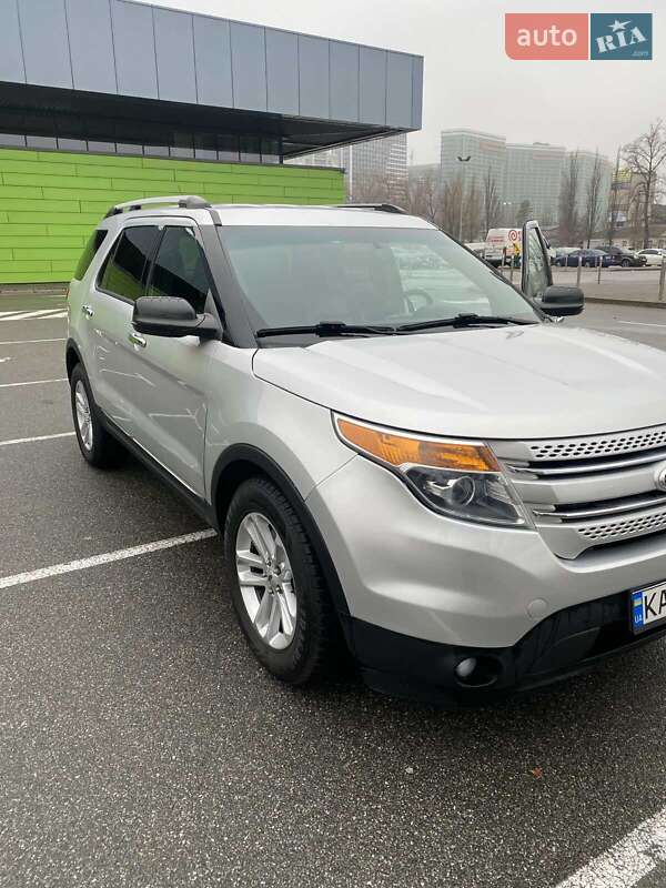 Внедорожник / Кроссовер Ford Explorer 2015 в Киеве