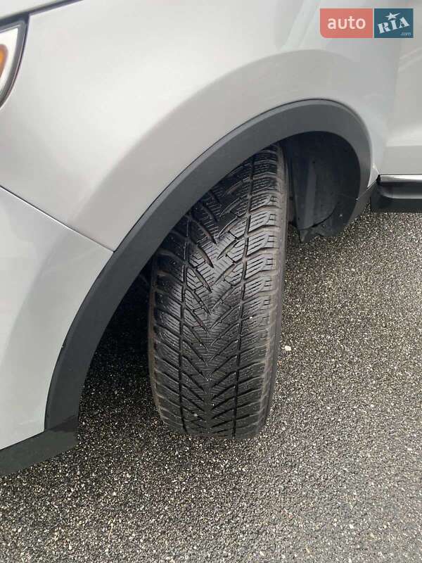 Внедорожник / Кроссовер Ford Explorer 2015 в Киеве