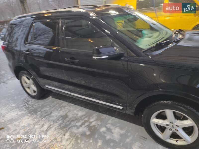 Внедорожник / Кроссовер Ford Explorer 2016 в Киеве